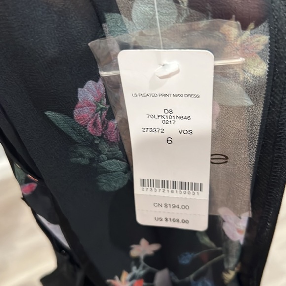 Bebe sheer pleated maxi - Picture 7 of 8